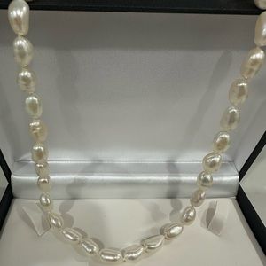 Freshwater pearl necklace.